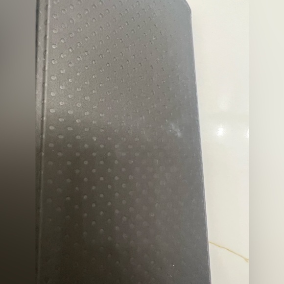 iPad Pro 11-inch Stand Case - Picture 11 of 13